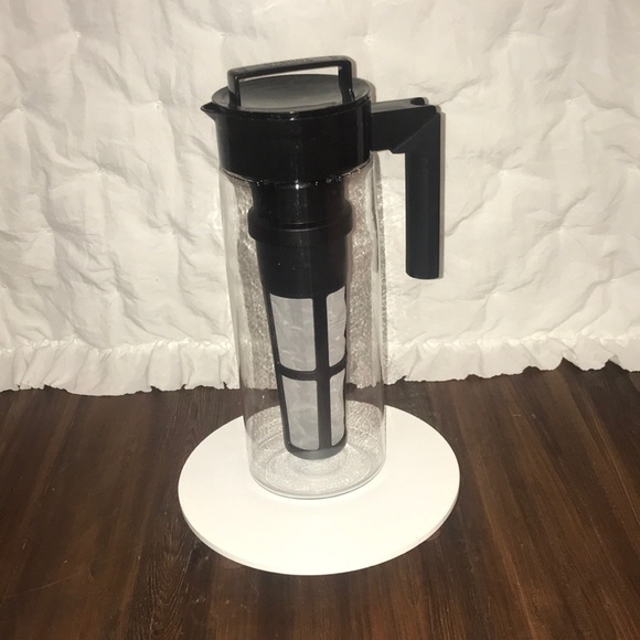 Takeya Kitchen Takeya 64 Oz Cold Brew Coffee Maker Poshmark